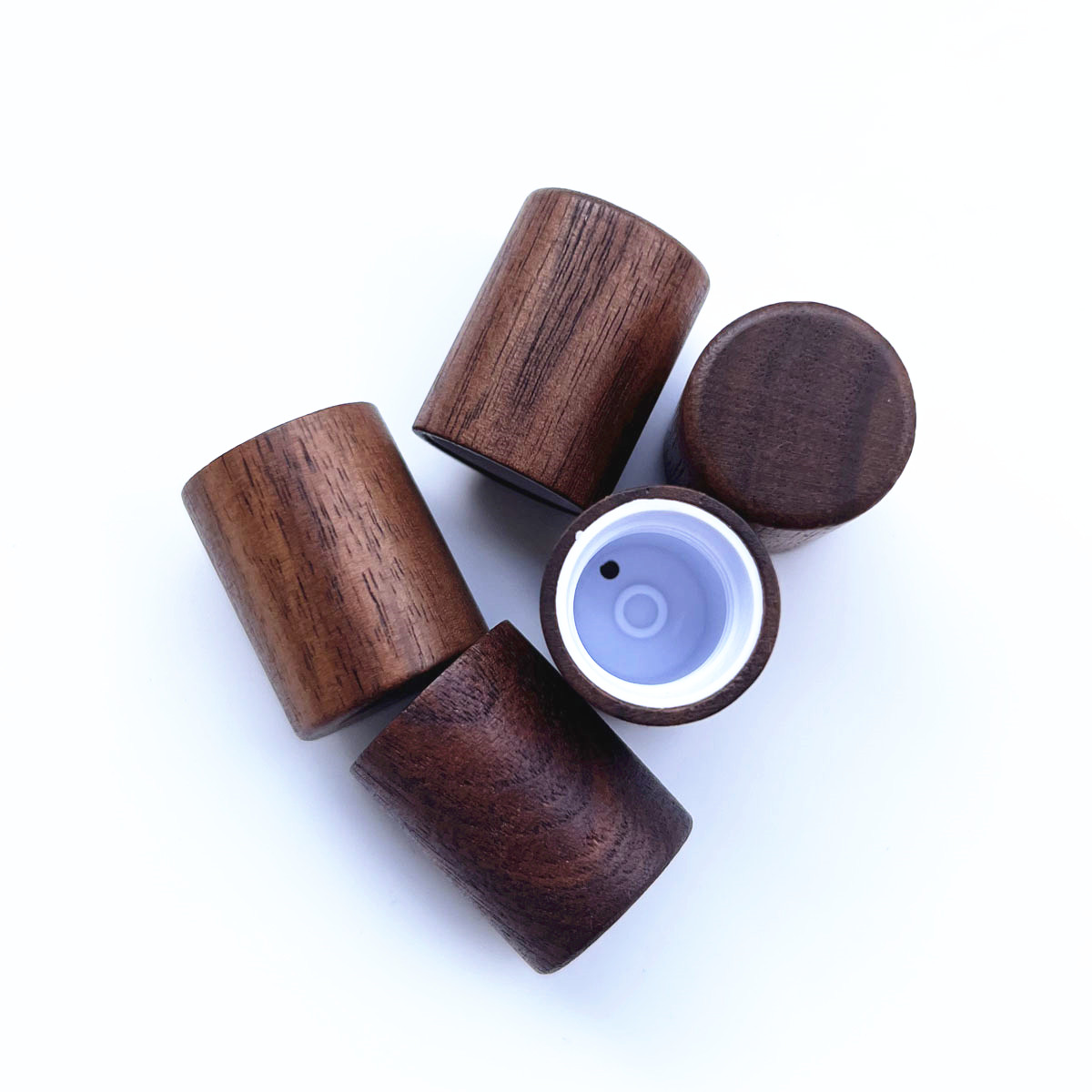 Attar Oil Roll On - 10個入り 天然黒クルミ材蓋 16mm 5ml 10ml ロールオンボトル