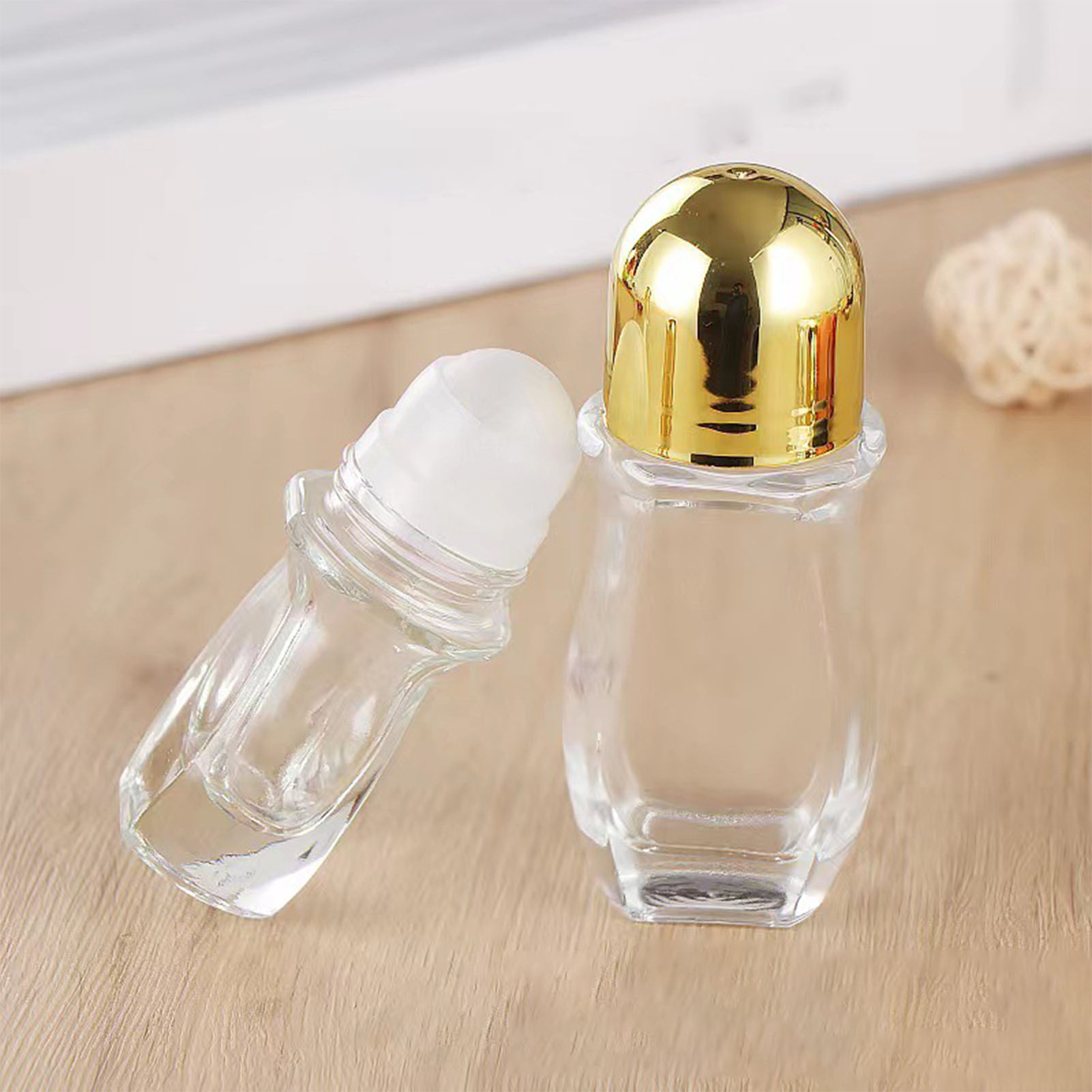 30/50 ミリリットルエッセンシャルオイルローラーボトル空 - Attar Oil Roll On のレビューと価格